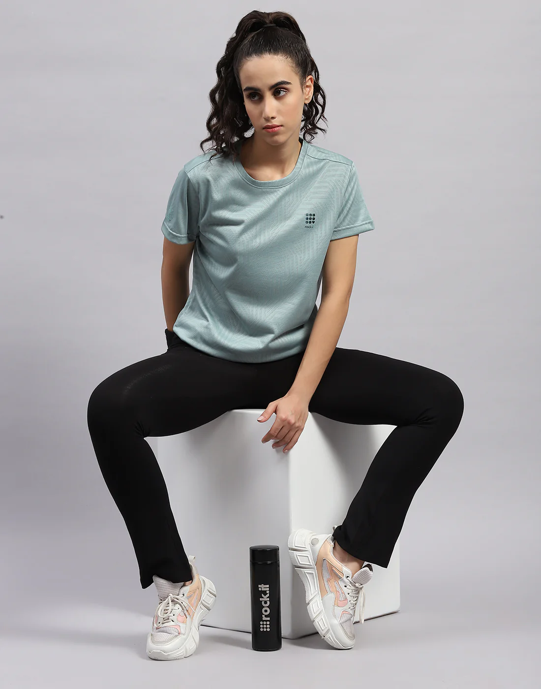 Rock.it Women Green Self Design Round Neck Half Sleeve Top - Image 2