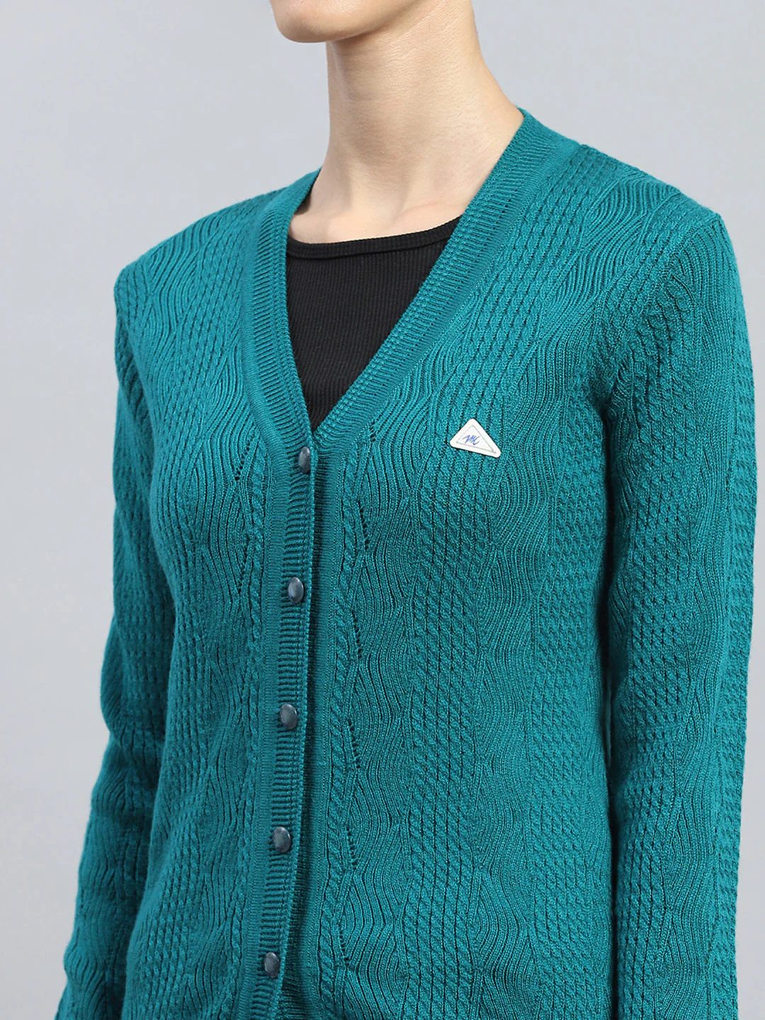 Women Green Self Design V Neck Full Sleeve Cardigan - Image 6