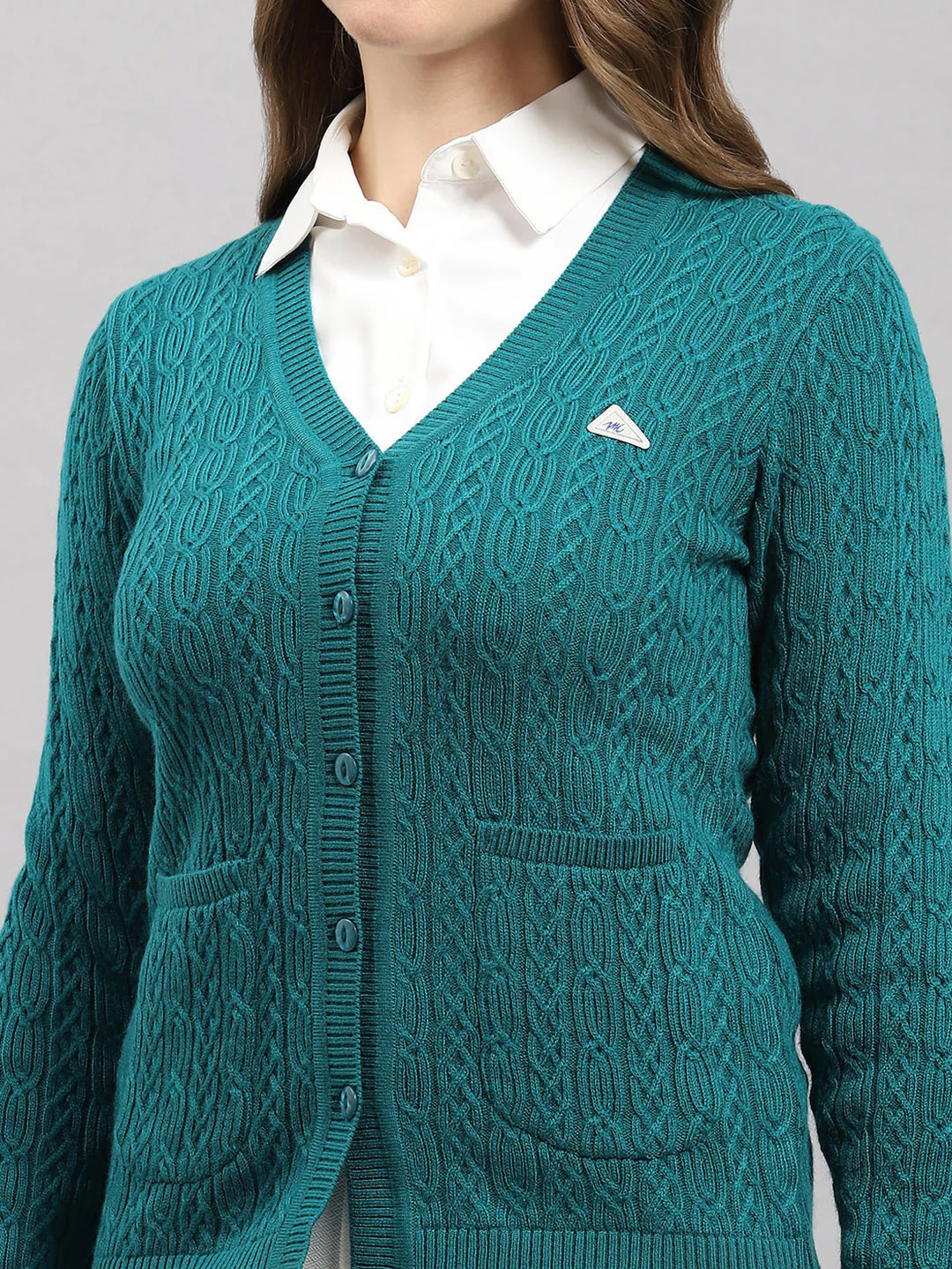 Women Green Self Design V Neck Full Sleeve Cardigan - Image 7