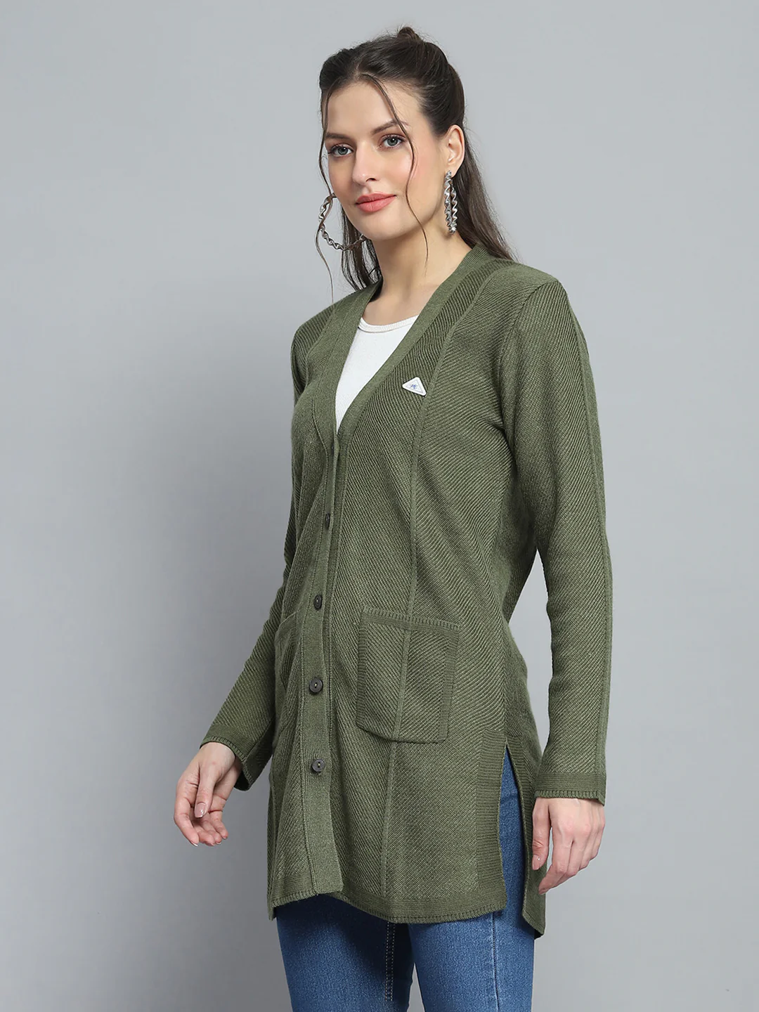 Women Green Self Design V Neck Full Sleeve Cardigan - Image 3