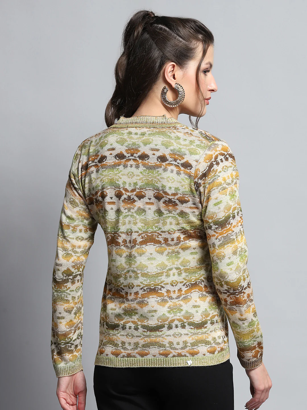 Women Green Self Design V Neck Full Sleeve Cardigan - Image 5