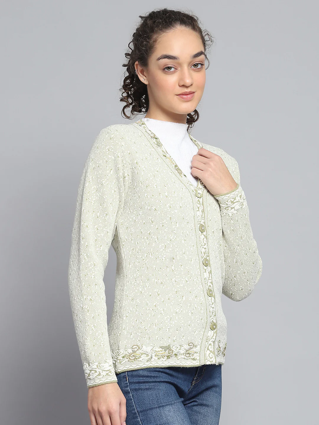 Women Green Self Design V Neck Full Sleeve Cardigan - Image 4
