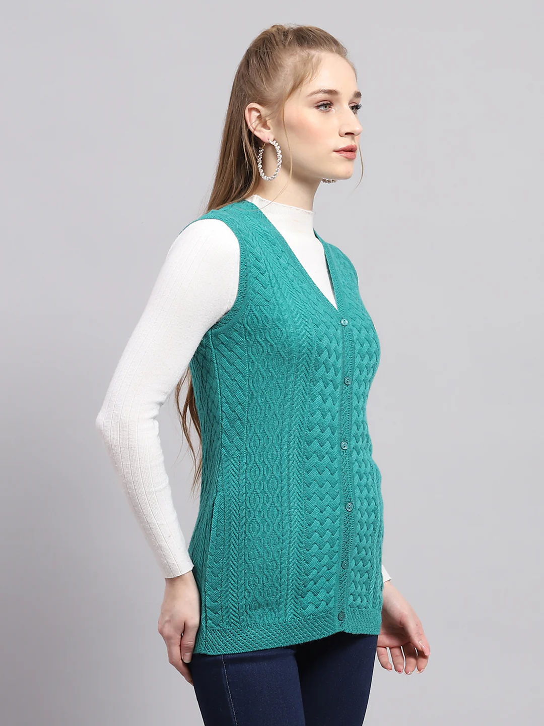 Women Green Self Design V Neck Sleeveless Cardigan - Image 4