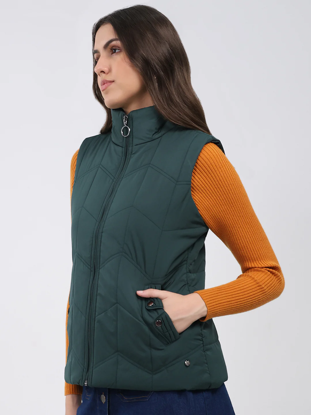 Women Green Solid Collar Sleeveless Jacket - Image 3