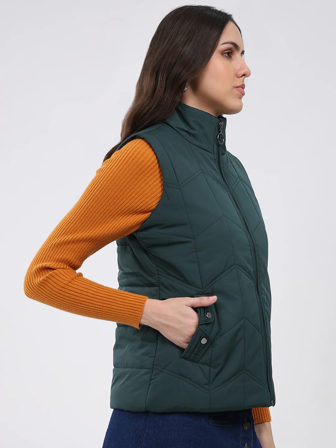 Women Green Solid Collar Sleeveless Jacket - Image 4