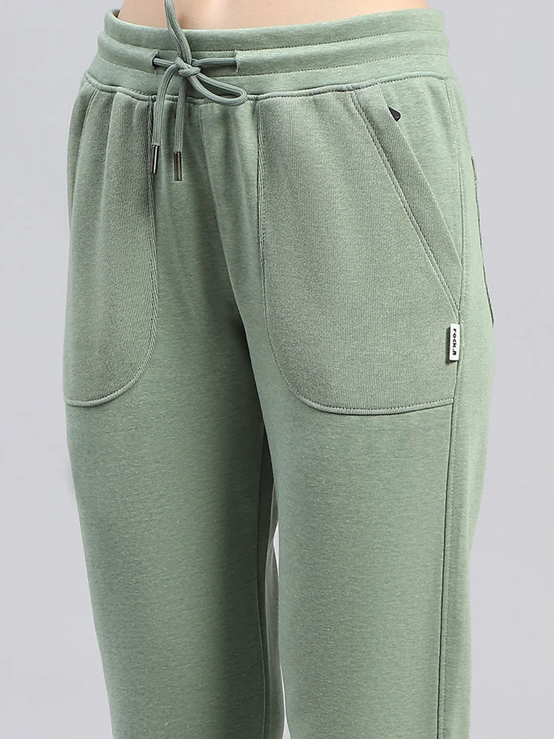 Rock.it Women Green Solid High Neck Full Sleeve Tracksuit - Image 8
