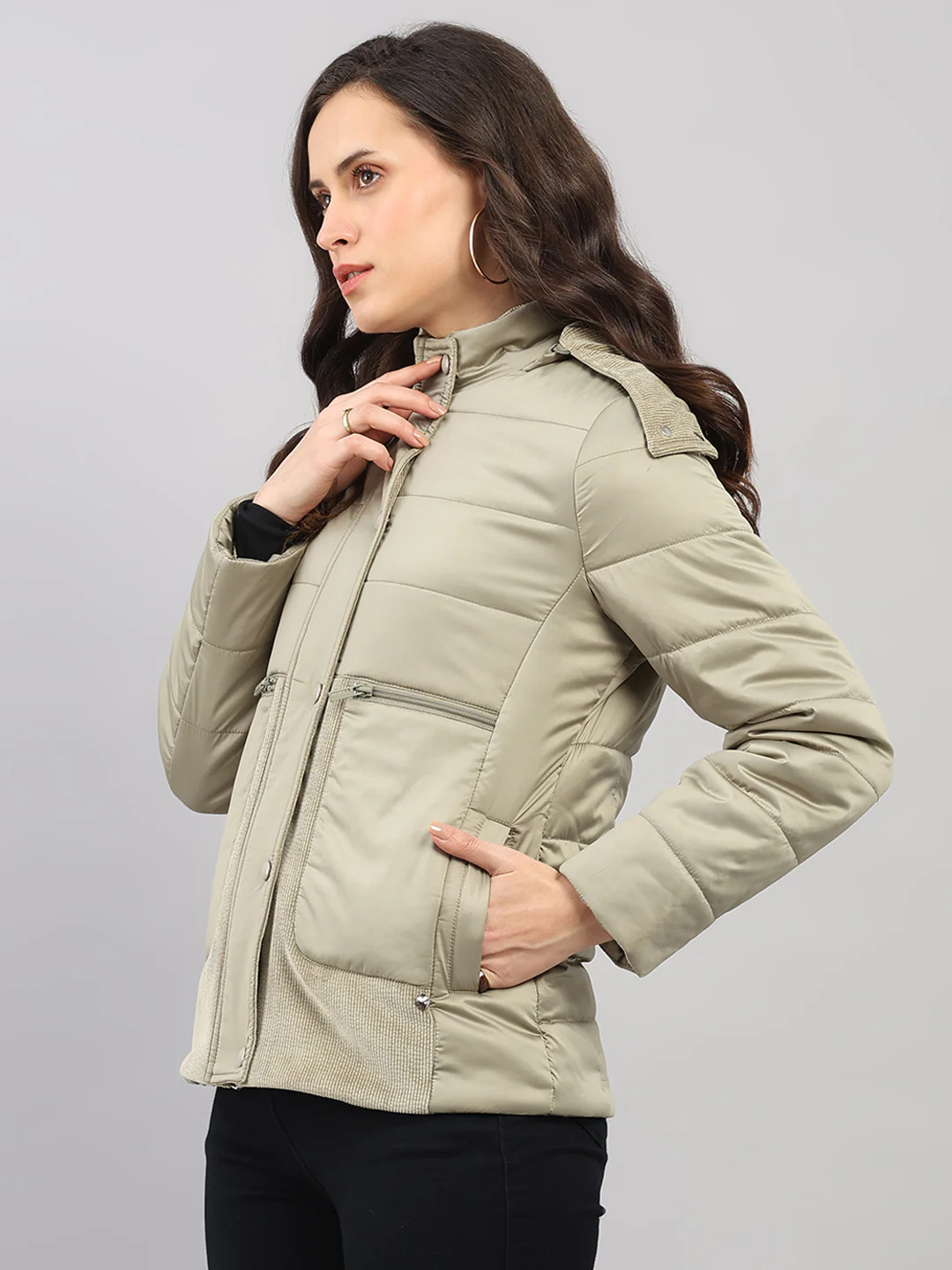 Women Green Solid Hooded Full Sleeve Jacket - Image 3