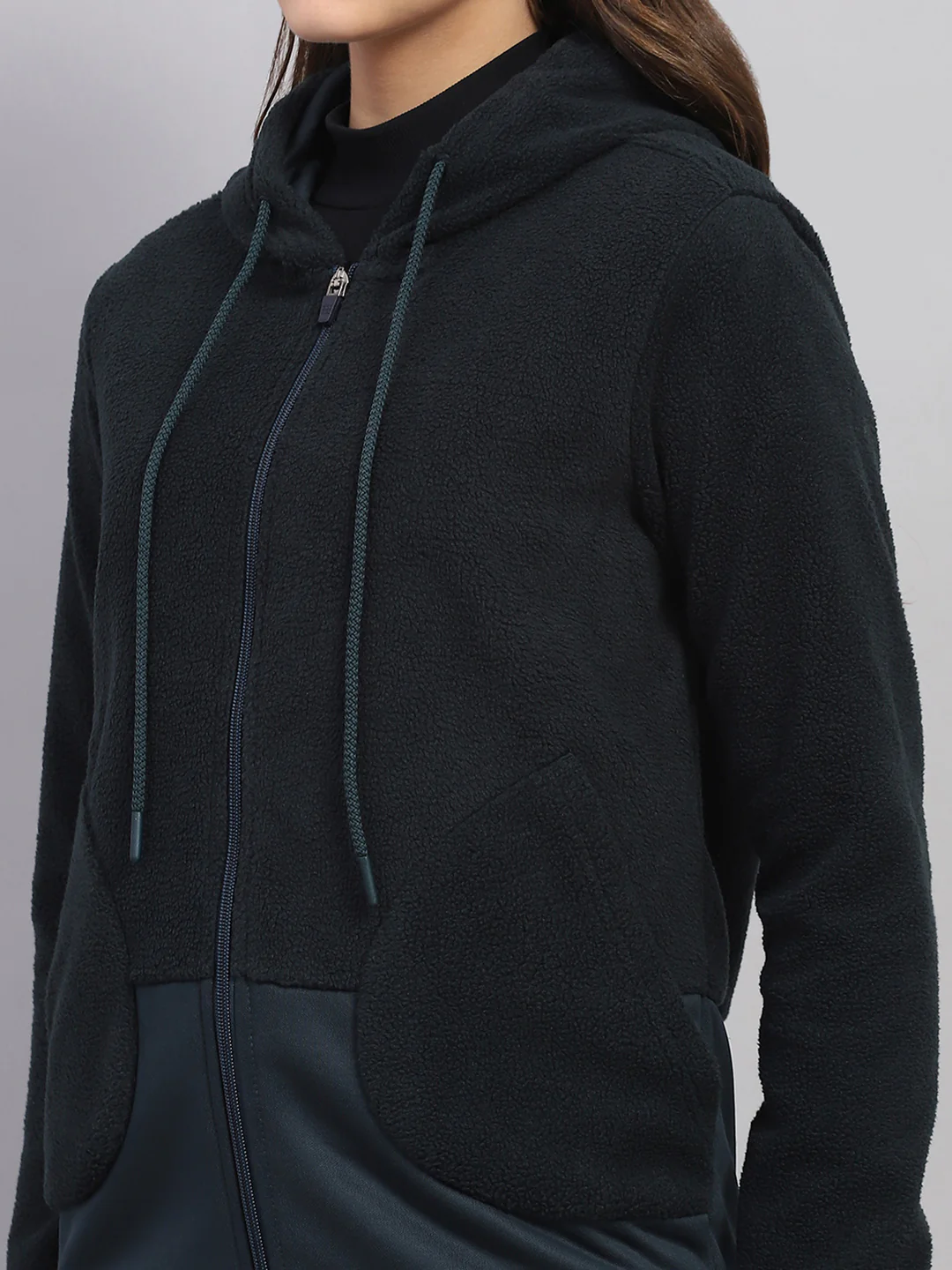 Rock.it Women Green Solid Hooded Full Sleeve Sweatshirt - Image 6