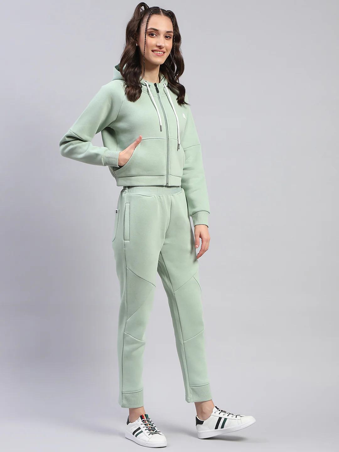 Rock.it Women Green Solid Hooded Full Sleeve Tracksuit - Image 4