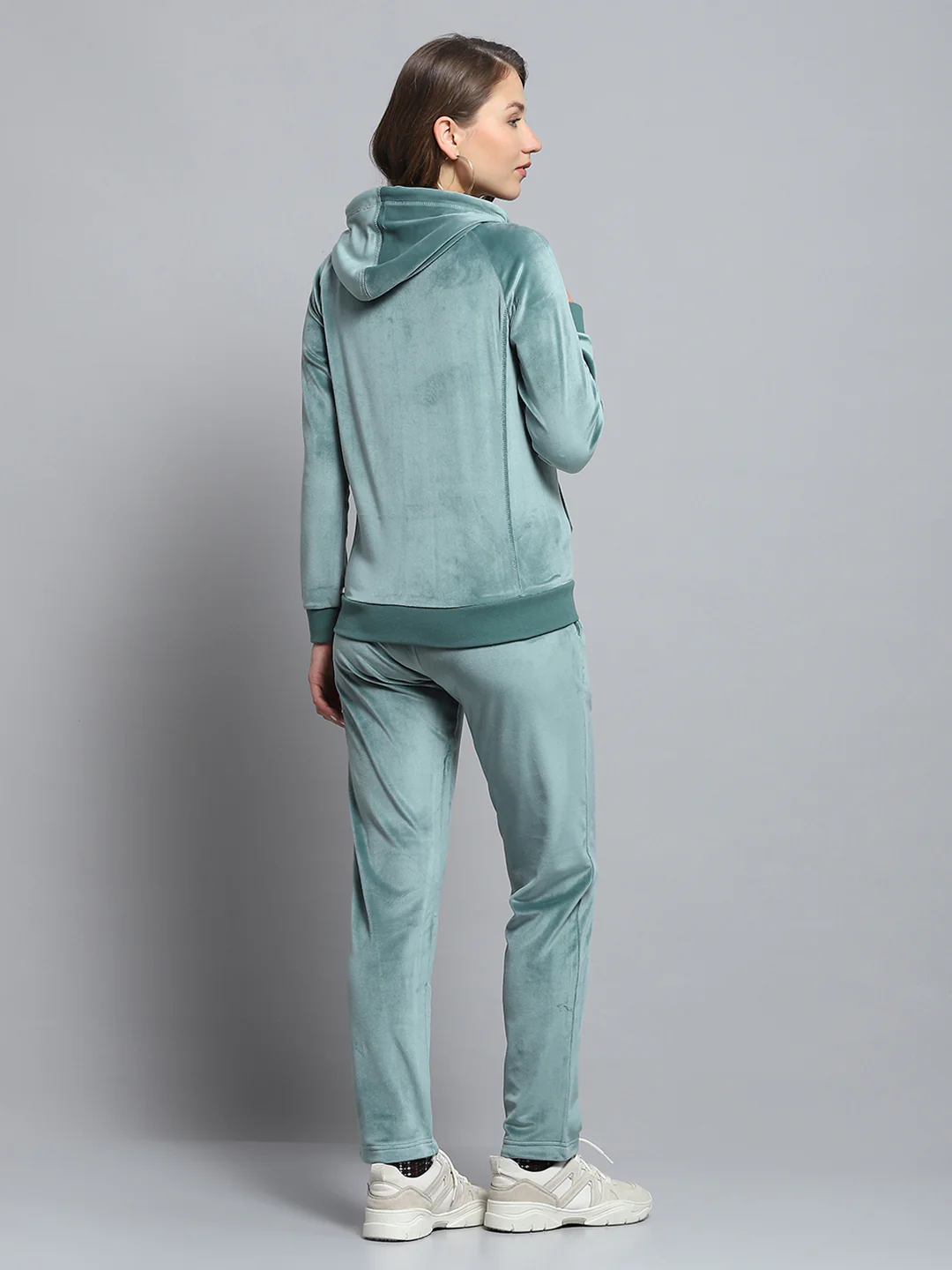 Rock.it Women Green Solid Hooded Full Sleeve Tracksuit - Image 5
