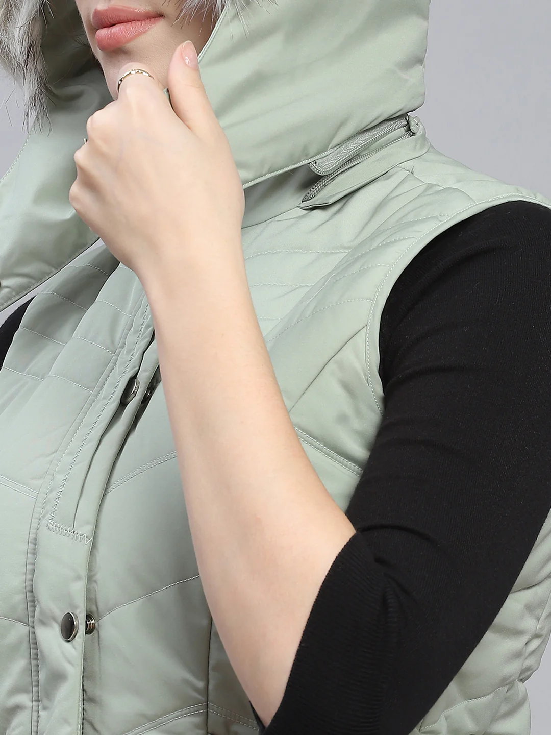 Women Green Solid Hooded Sleeveless Jackets - Image 8
