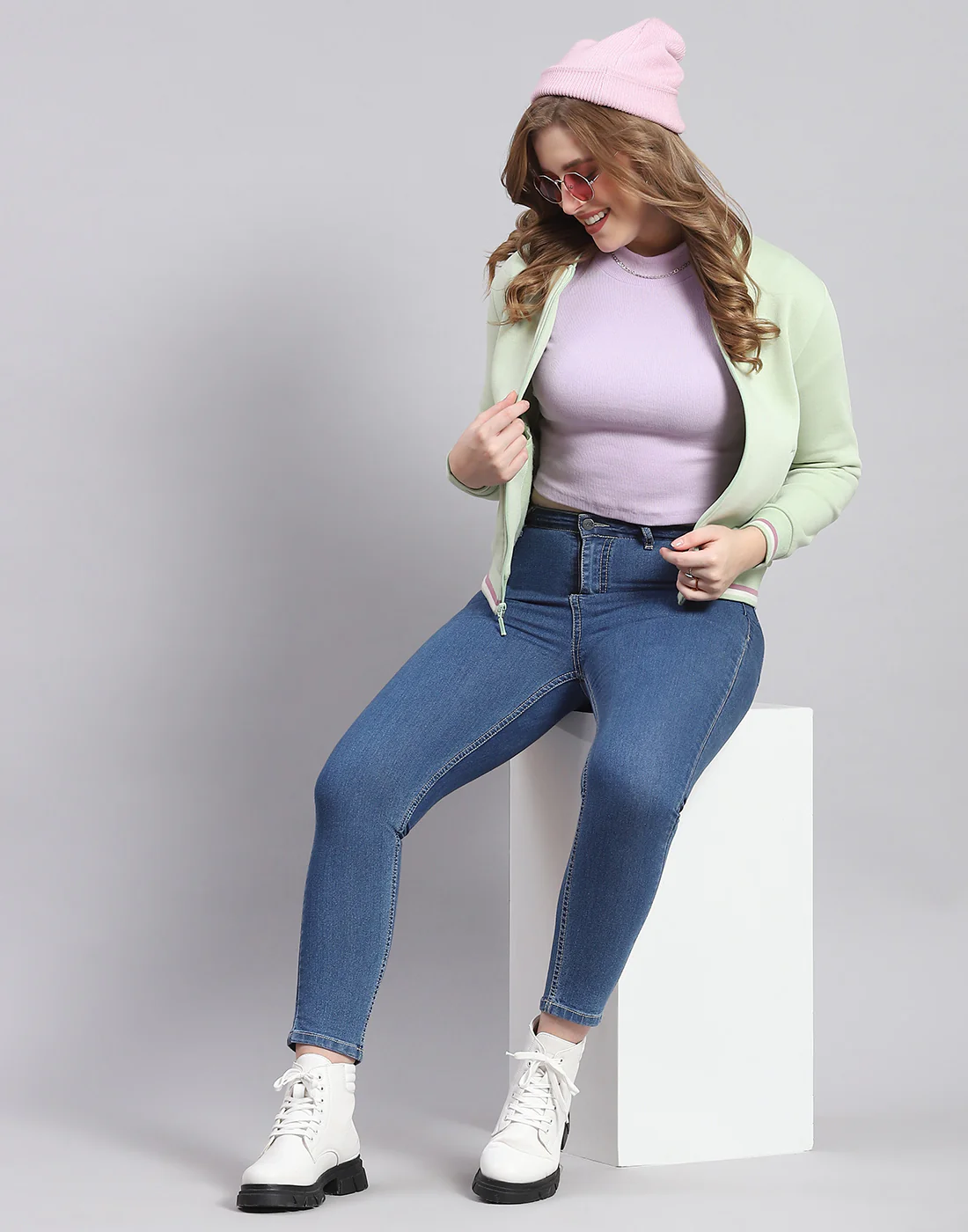Women Green Solid Mandarin Collar Full Sleeve Sweatshirt - Image 2