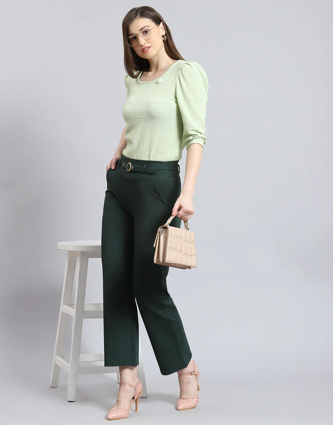 Women Green Solid Regular Fit Jegging - Image 2