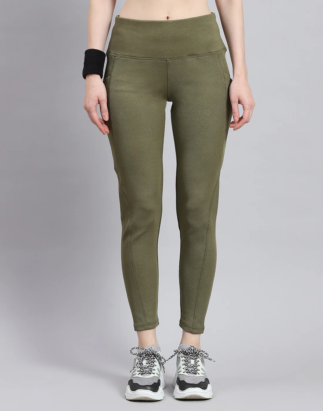 Rock.it Women Green Solid Regular Fit Legging - Image 3