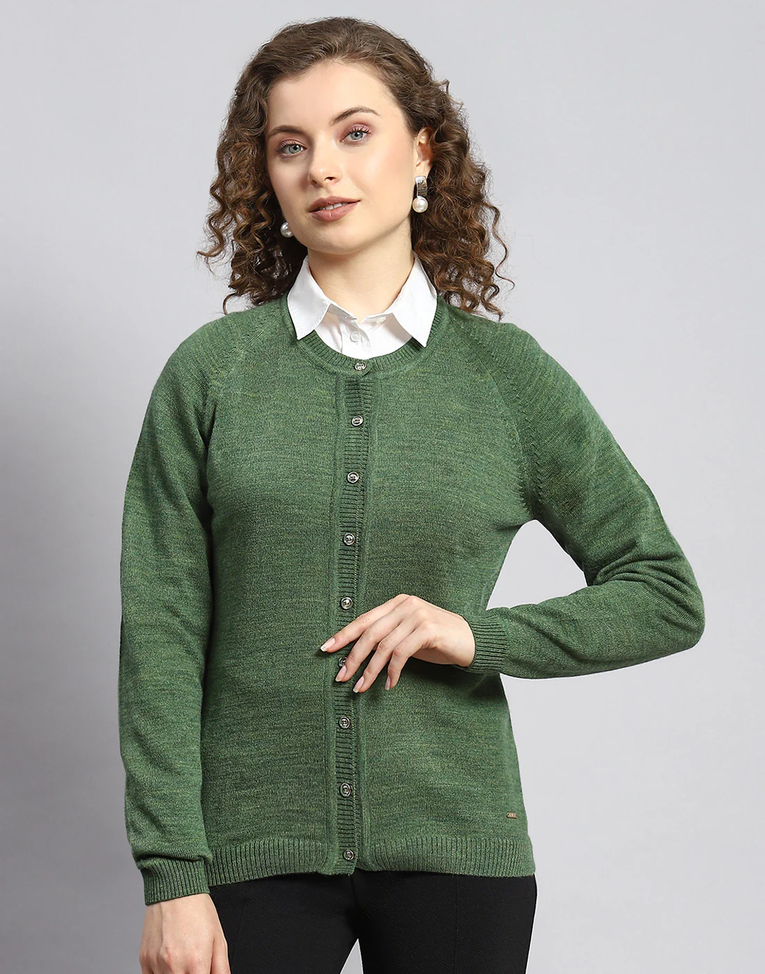 Women Green Solid Round Neck Full Sleeve Cardigan - Image 2