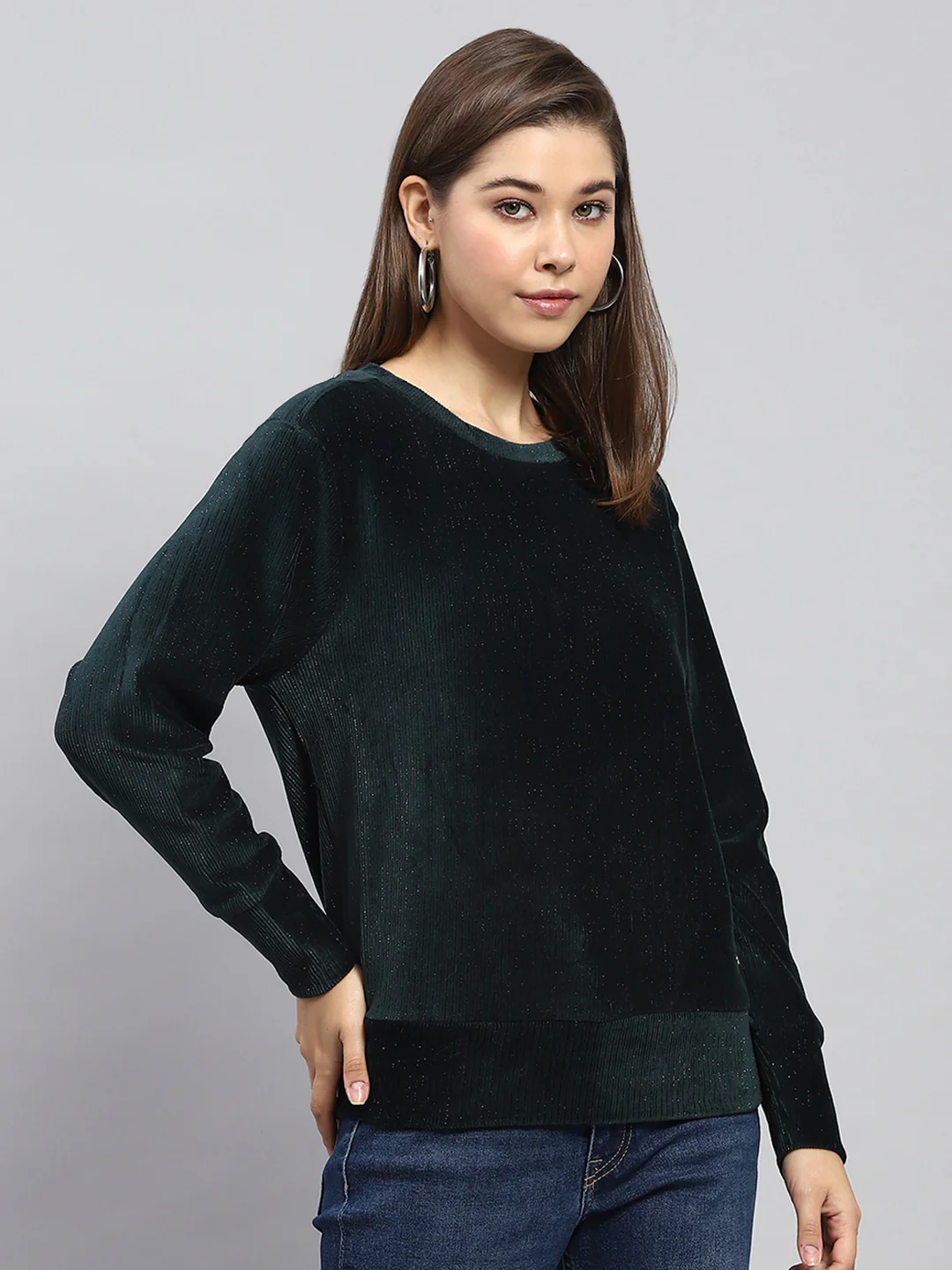 Women Green Solid Round Neck Full Sleeve Sweatshirt - Image 4