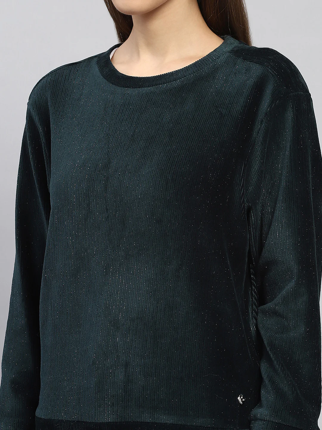 Women Green Solid Round Neck Full Sleeve Sweatshirt - Image 7