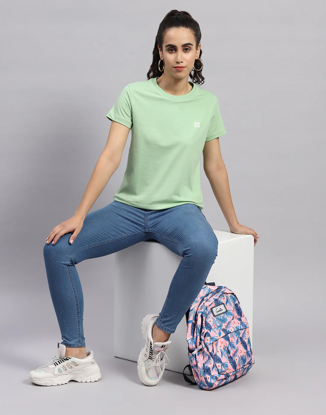 Rock.it Women Green Solid Round Neck Half Sleeve Top - Image 2