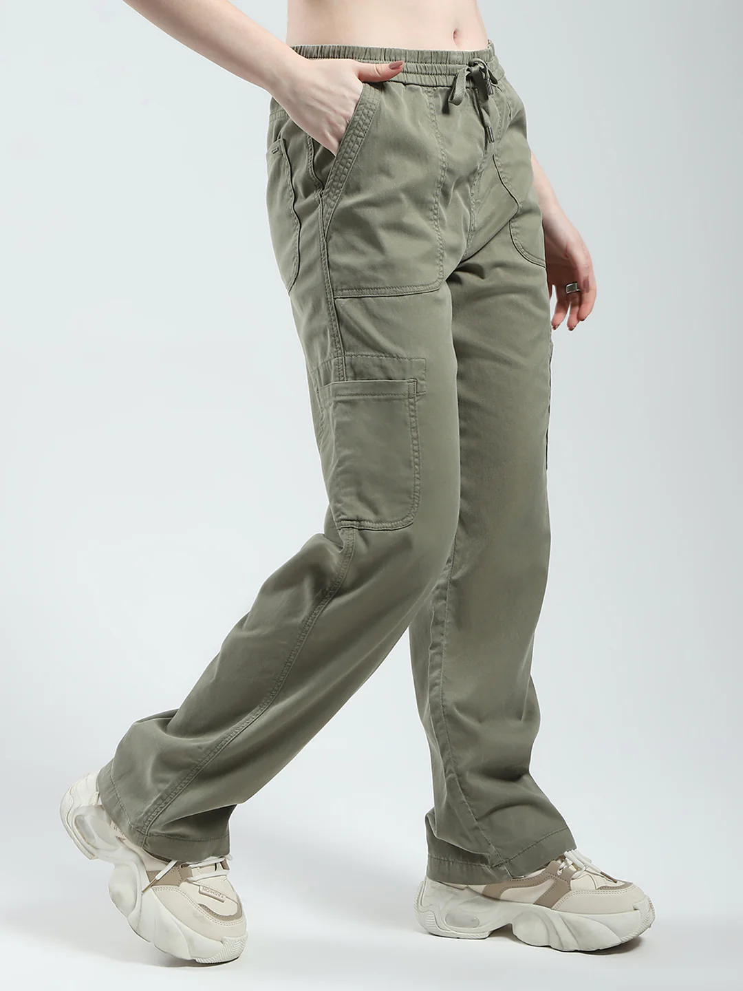 Women Green Solid Straight Fit Cargo - Image 4