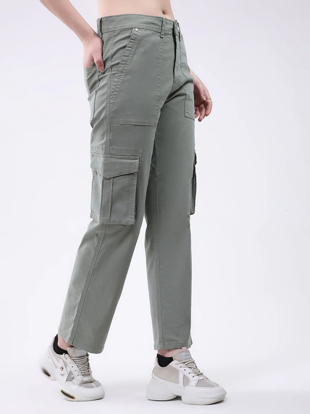 Women Green Solid Straight Fit Cargo - Image 4