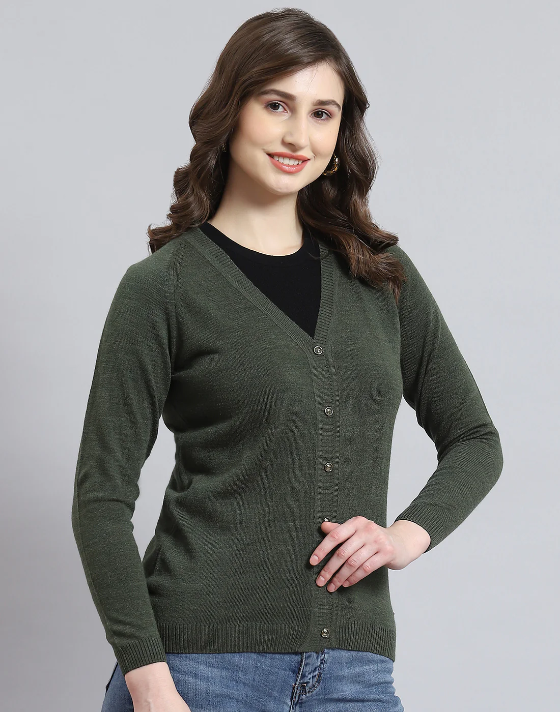 Women Green Solid V Neck Full Sleeve Cardigan - Image 4