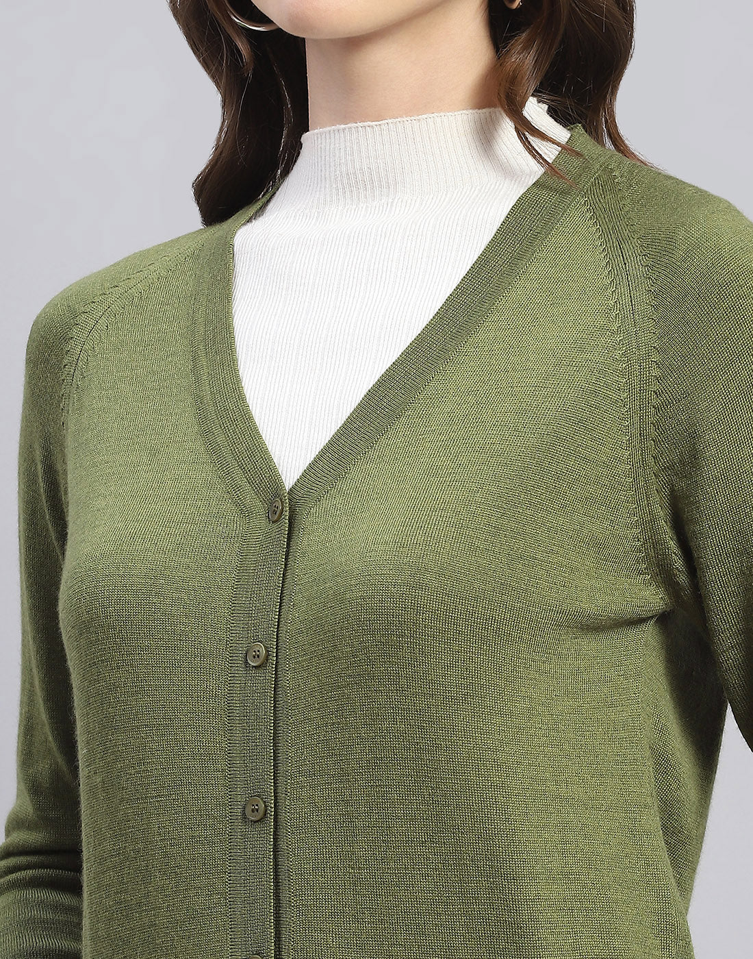 Women Green Solid V Neck Full Sleeve Cardigan - Image 7