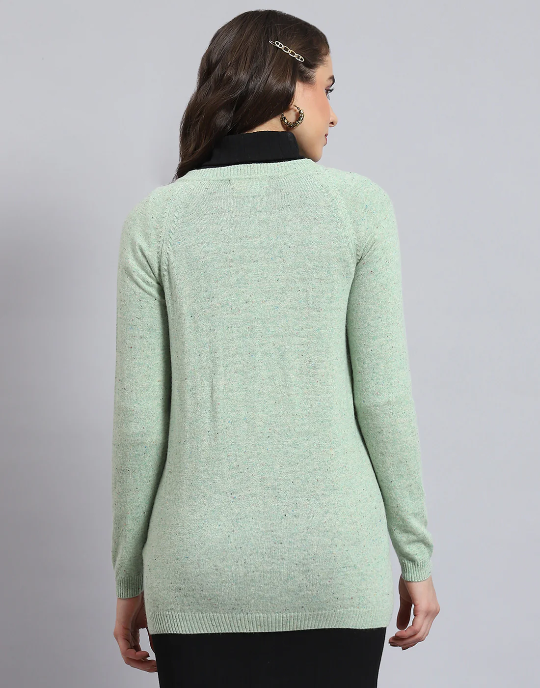 Women Green Solid V Neck Full Sleeve Cardigan - Image 6