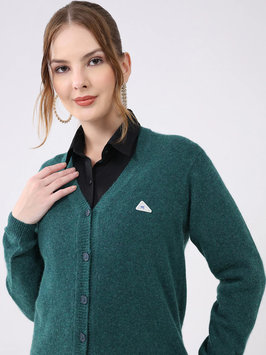 Women Green Solid V Neck Full Sleeve Cardigan - Image 6
