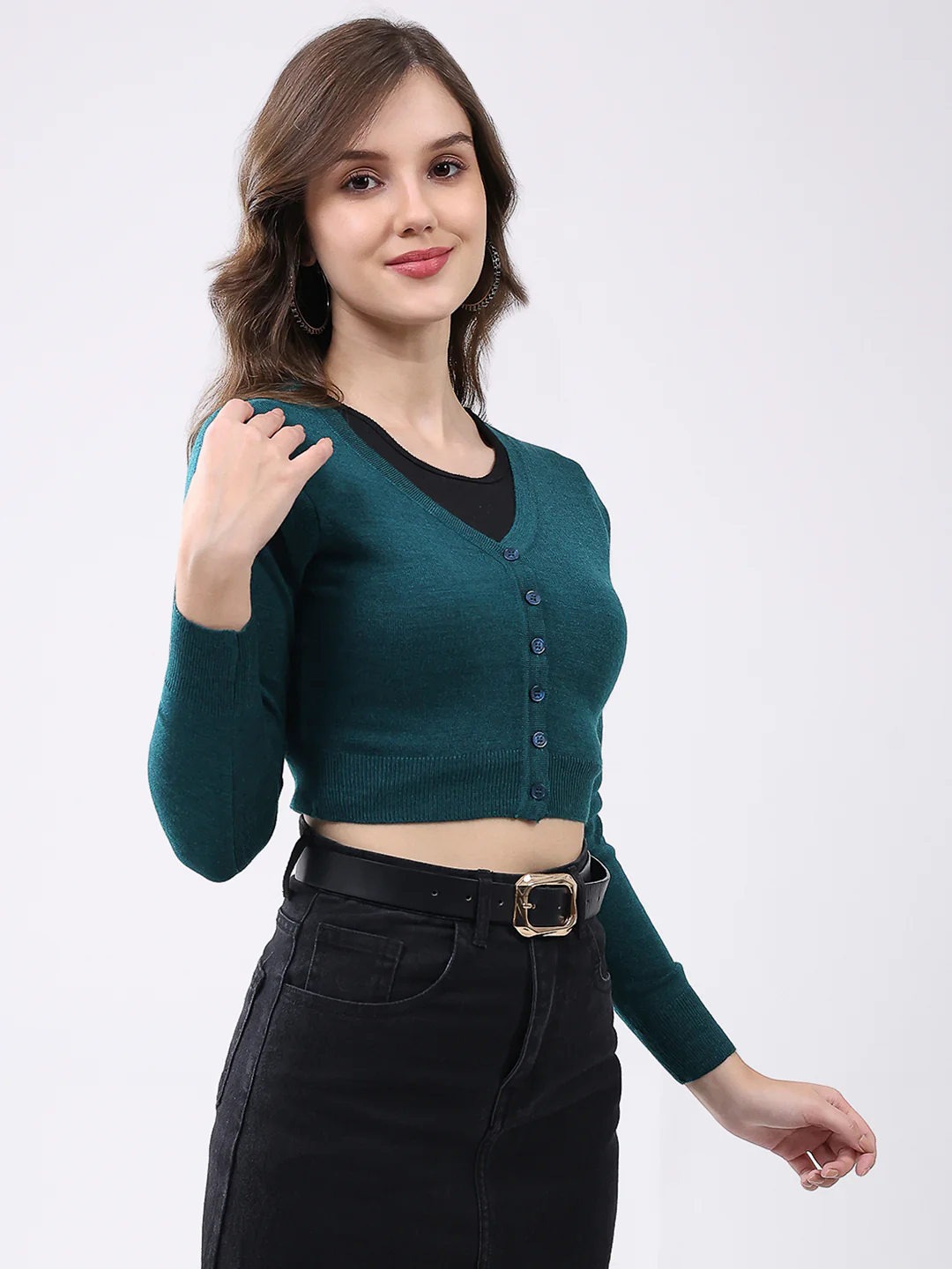 Women Green Solid V Neck Full Sleeve Cardigan - Image 4