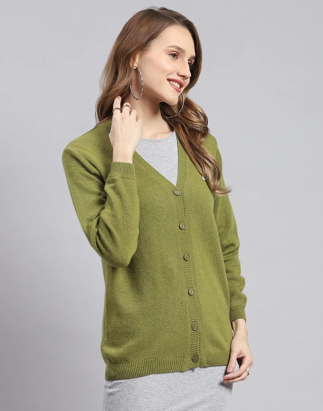 Women Green Solid V Neck Full Sleeve Cardigans - Image 4