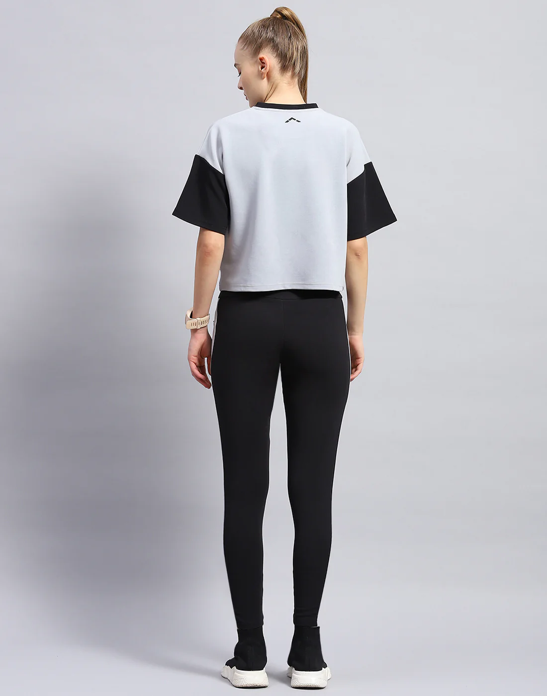 Rock.it Women Grey & Black Solid Round Neck Half Sleeve Cords Set - Image 5