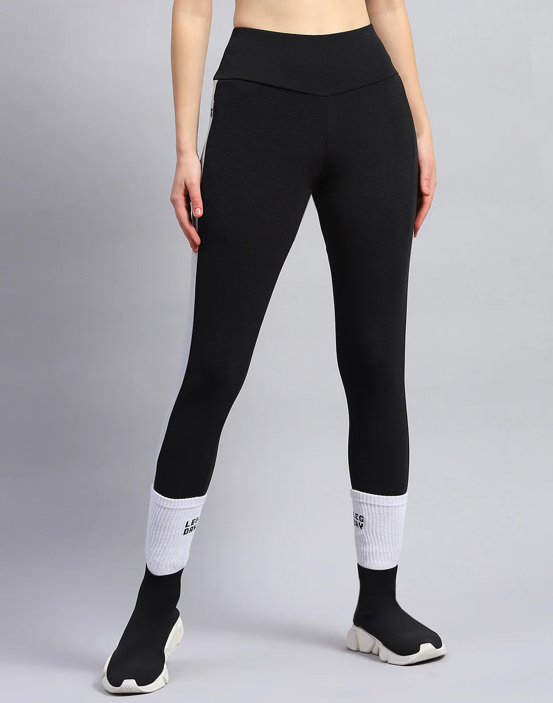 Rock.it Women Grey & Black Solid Round Neck Half Sleeve Cords Set - Image 7