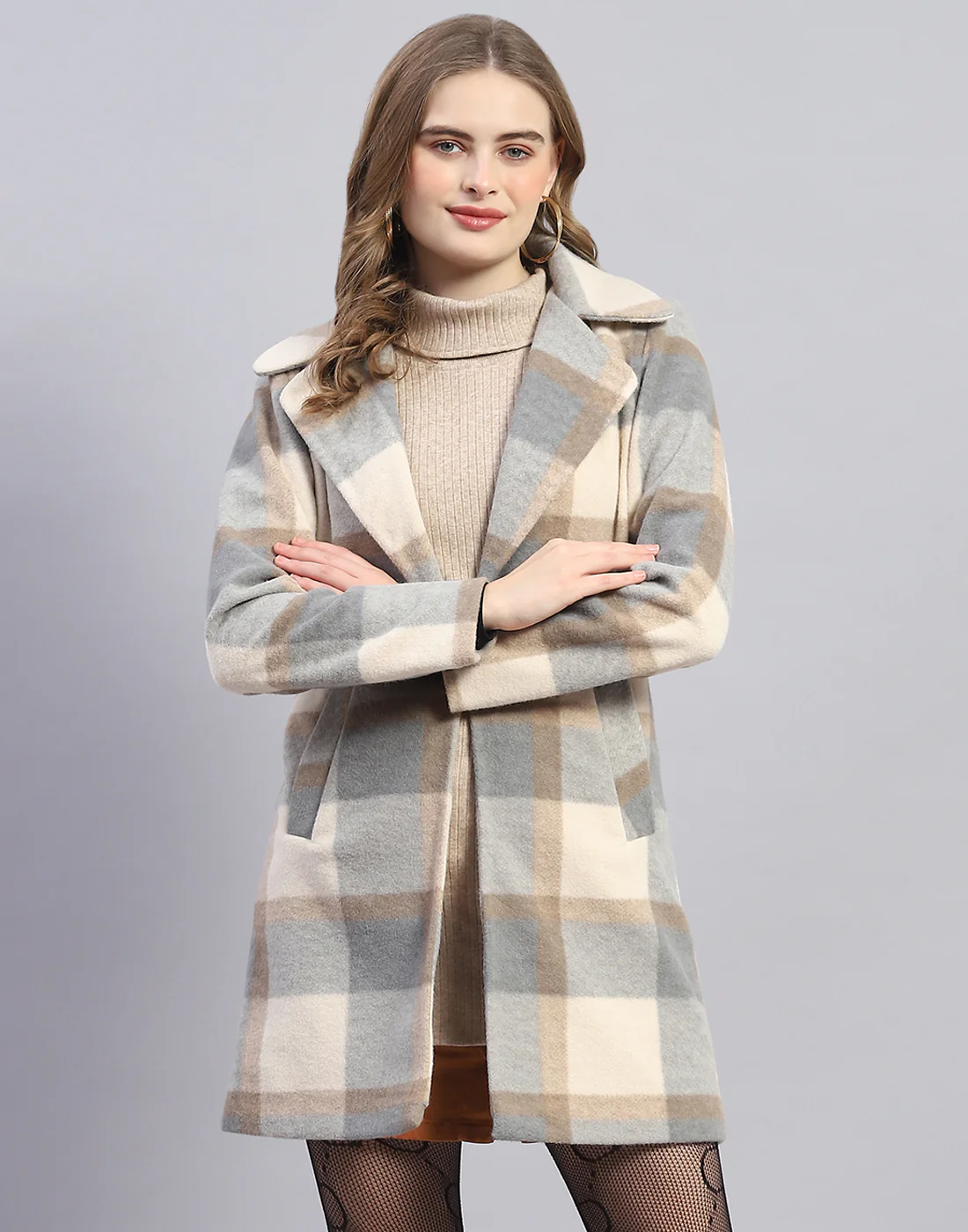 Women Grey Check Lapel Collar Full Sleeve Coat - Image 2