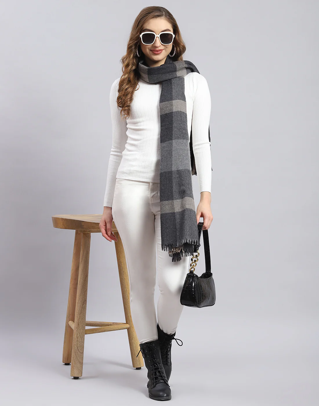 Women Grey Check Stole - Image 2