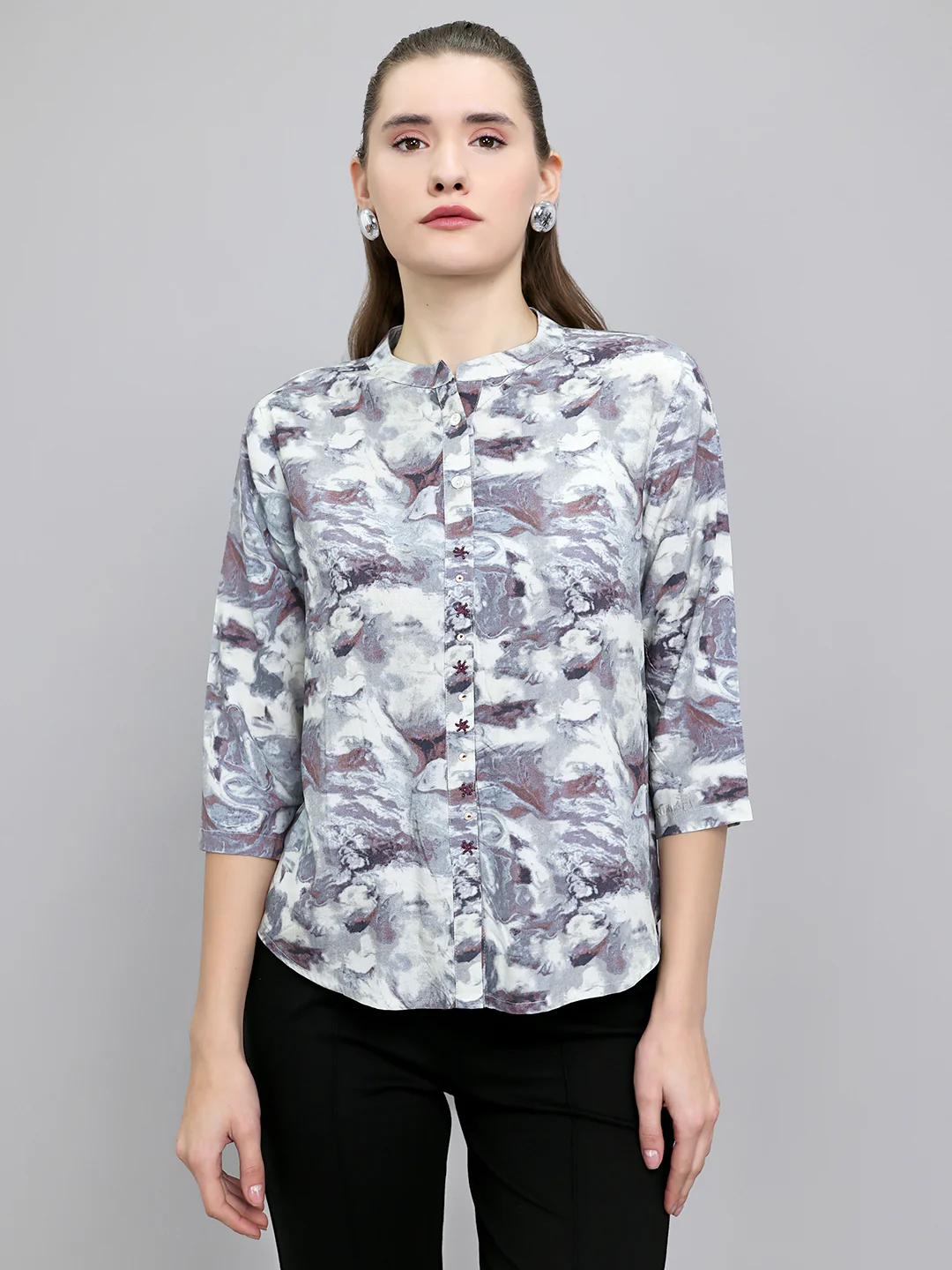 Women Grey Printed Henley Neck 3/4th Sleeve Top