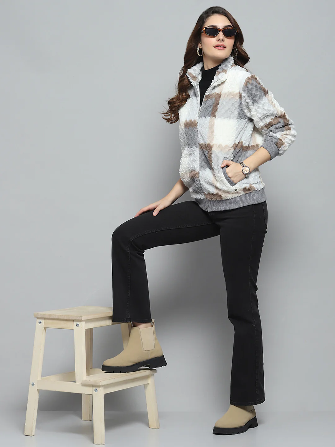Women Grey Printed Mock Neck Full Sleeve Sweatshirt - Image 2