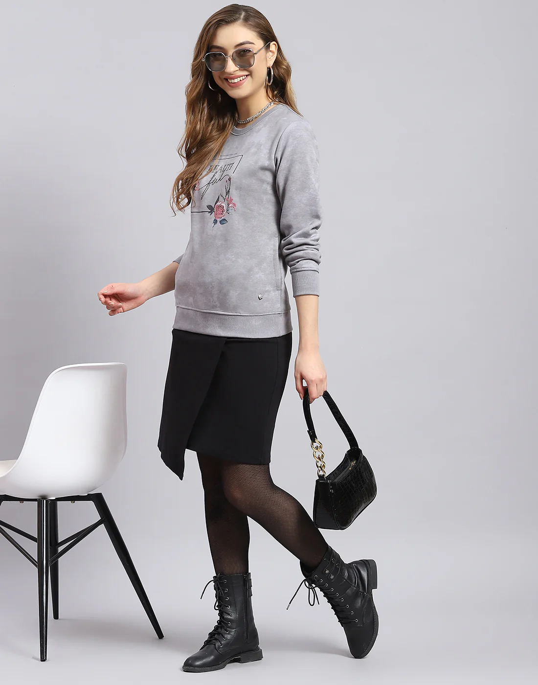 Women Grey Printed Round Neck Full Sleeve Sweatshirt - Image 2