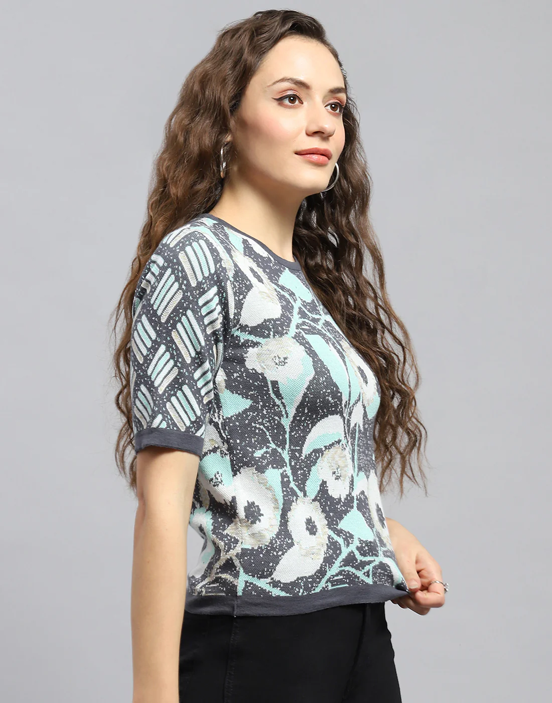 Women Grey Printed Round Neck Half Sleeve Top - Image 4