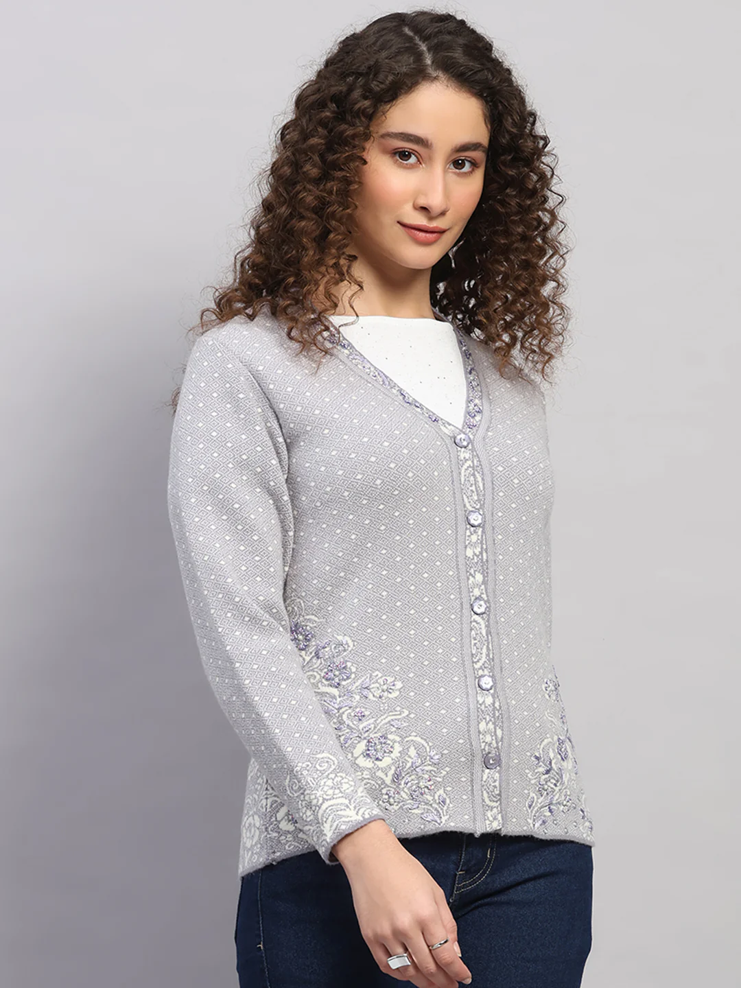 Women Grey Printed V Neck Full Sleeve Cardigan - Image 4