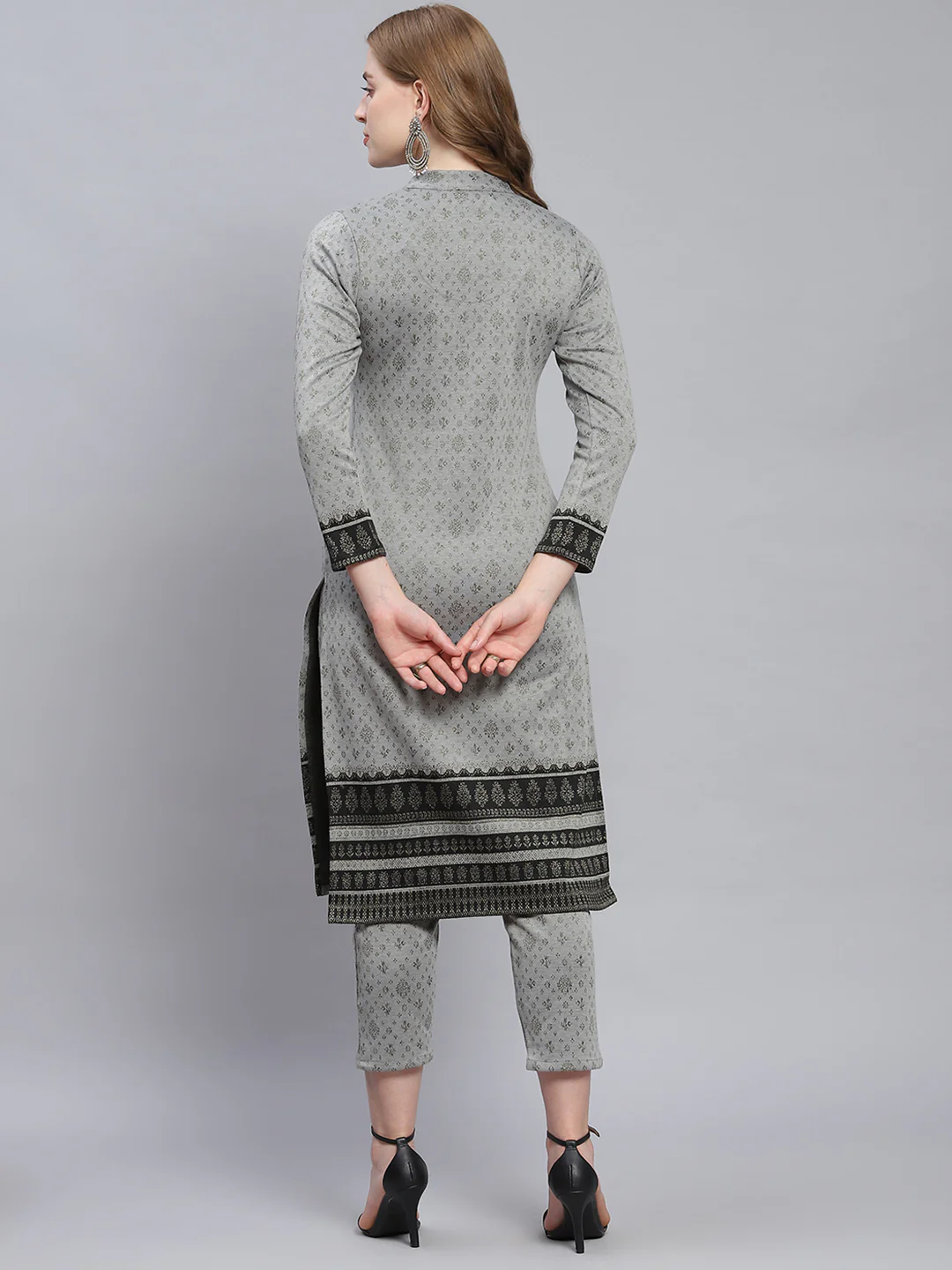 Women Grey Self Design Collar Full Sleeve Kurtis Set - Image 6