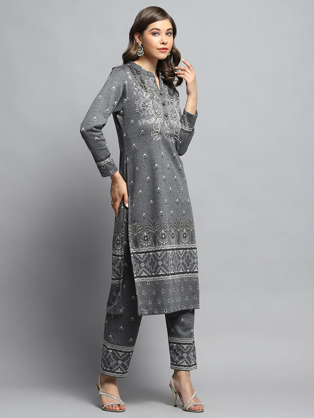 Women Grey Self Design Mandarin Collar Full Sleeve Kurti Set - Image 5