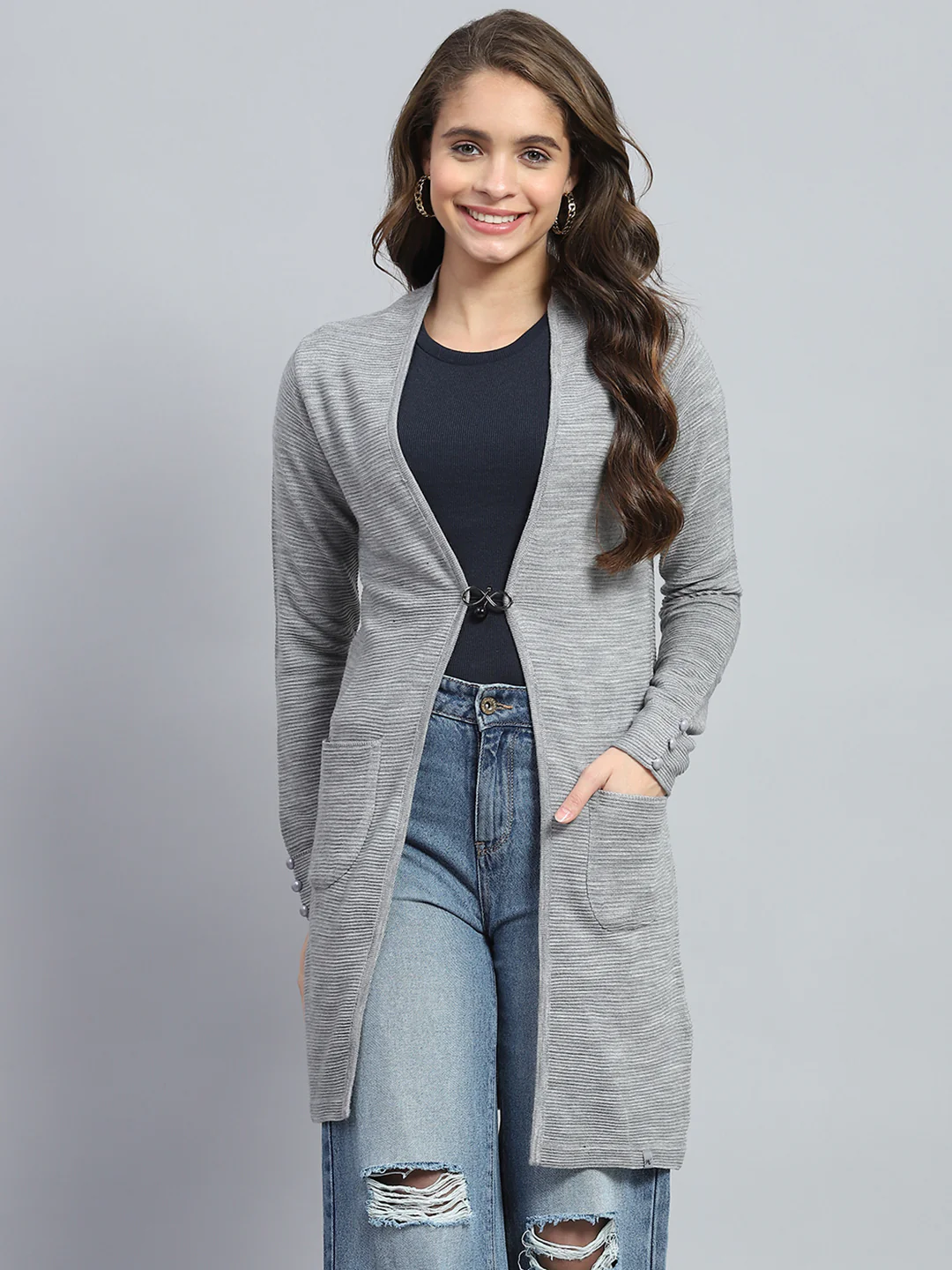 Women Grey Self Design Round Neck Full Sleeve Cardigan - Image 2