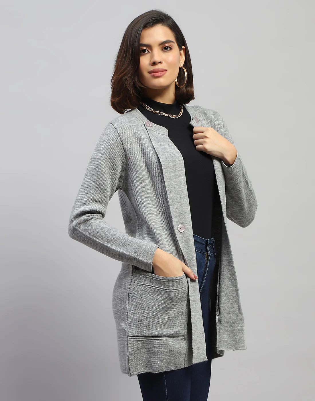 Women Grey Self Design Round Neck Full Sleeve Cardigan - Image 4