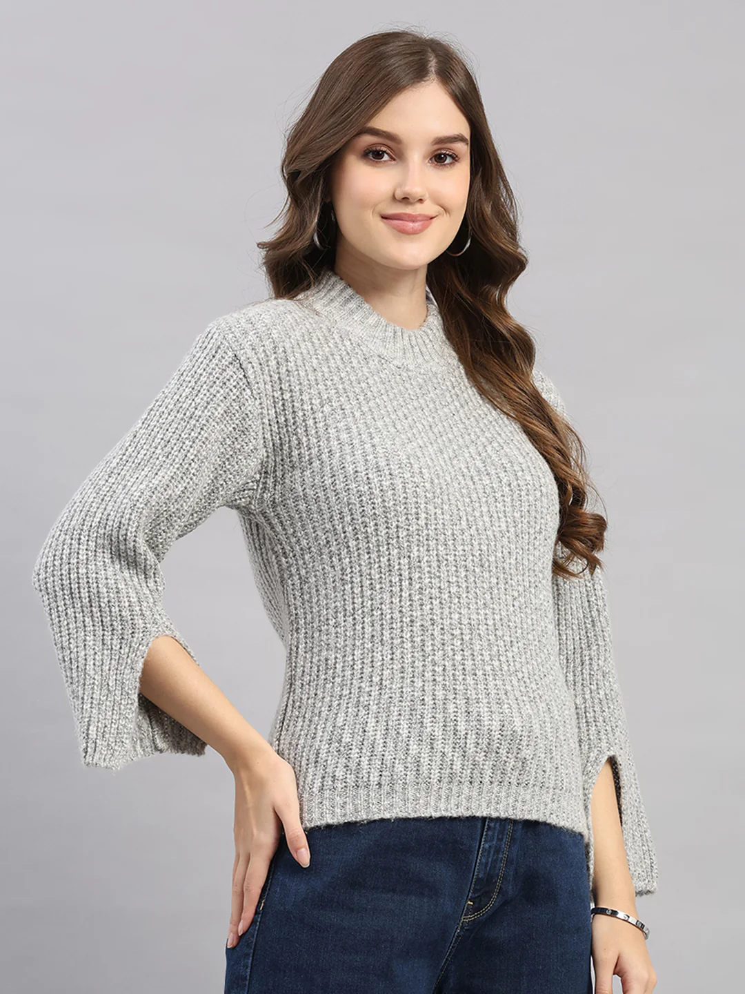 Women Grey Self Design Round Neck Full Sleeve Winter Top - Image 4