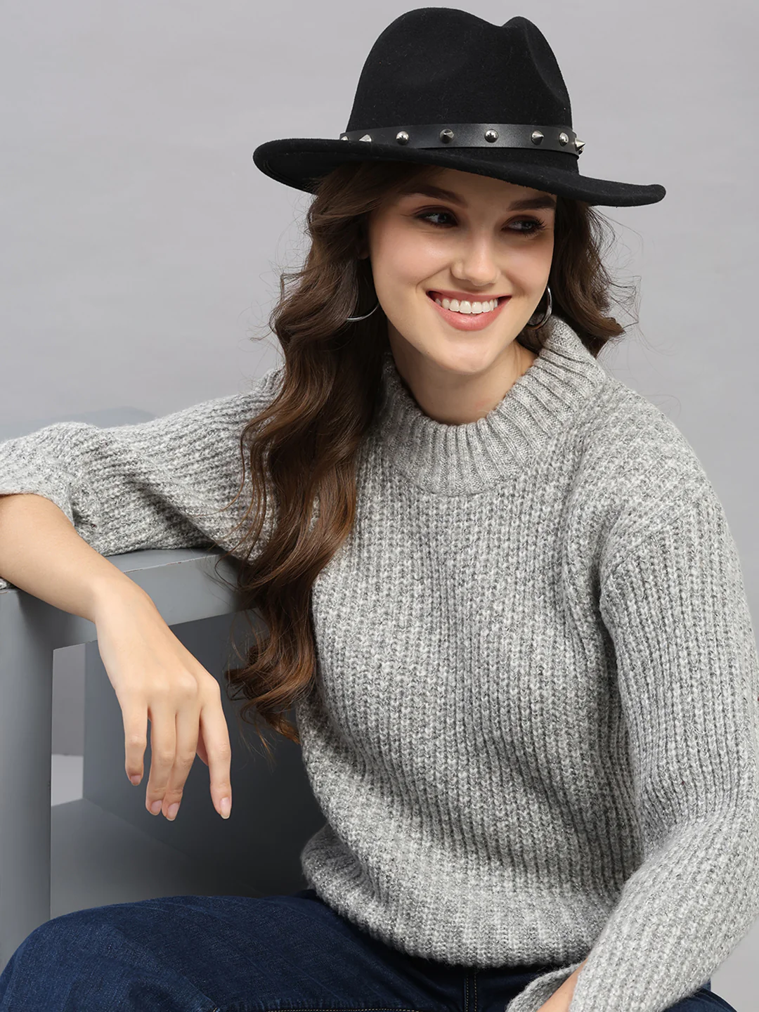 Women Grey Self Design Round Neck Full Sleeve Winter Top - Image 6