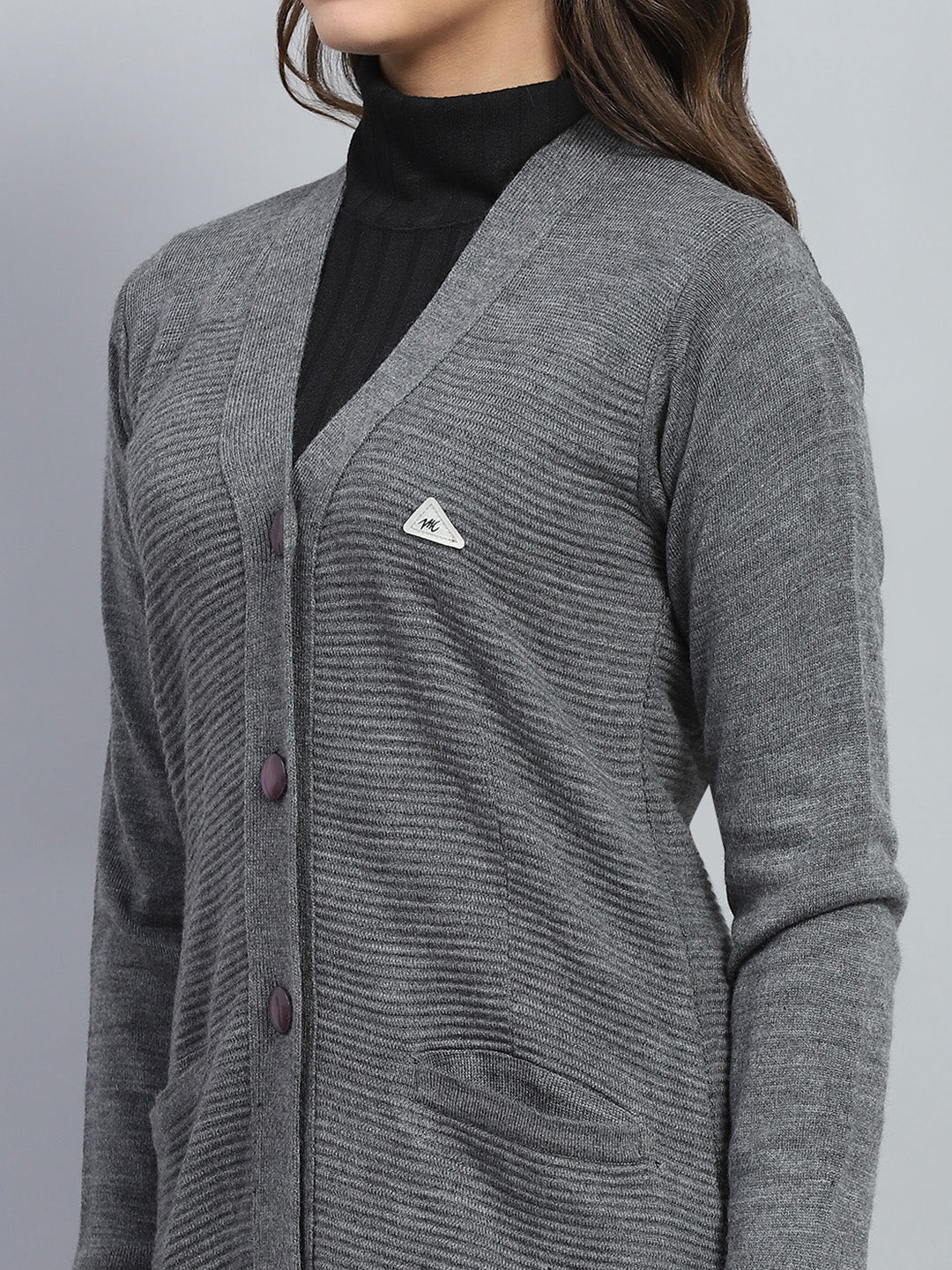 Women Grey Self Design V Neck Full Sleeve Cardigan - Image 6