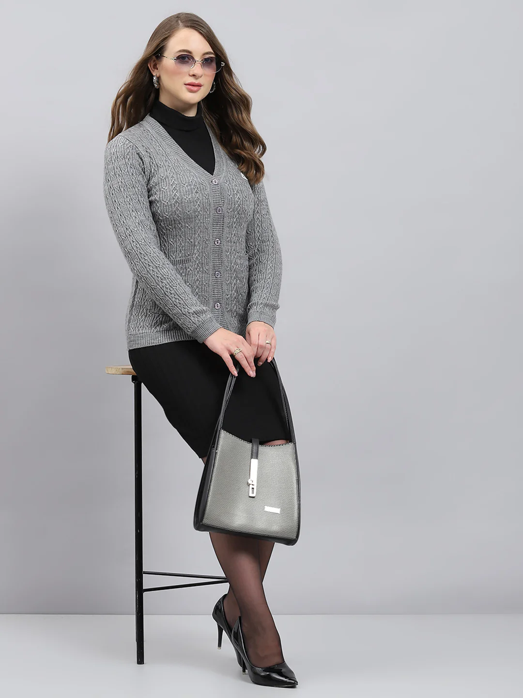 Women Grey Self Design V Neck Full Sleeve Cardigan - Image 5