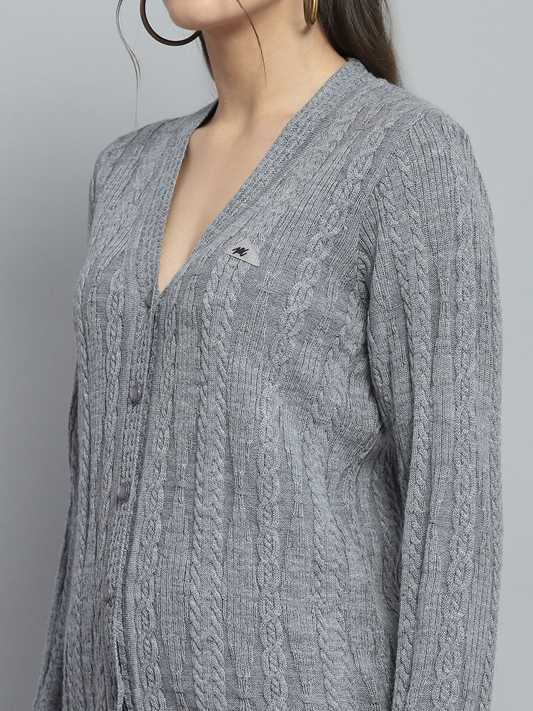 Women Grey Self Design V Neck Full Sleeve Cardigan - Image 7