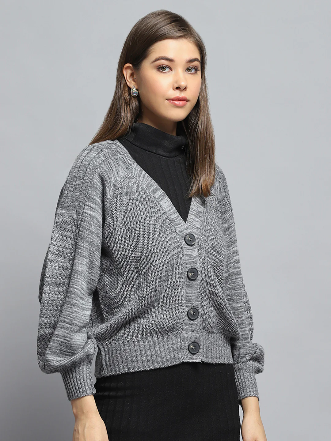 Women Grey Self Design V Neck Full Sleeve Cardigan - Image 4
