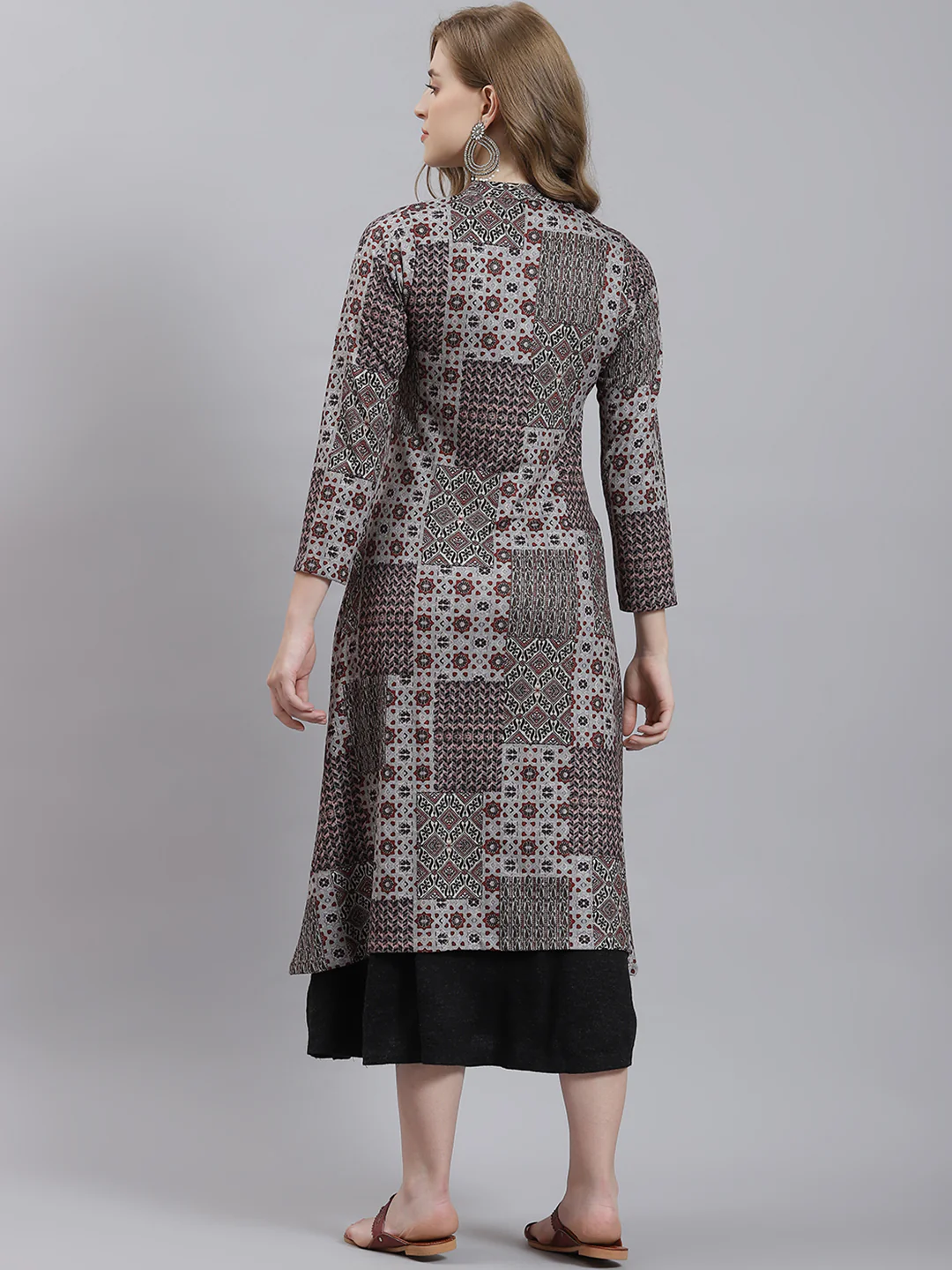 Women Grey Self Inner+Kurti - Image 5